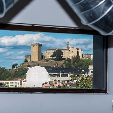 Albergue Santiago 15 Monforte Monforte De Lemos Dış mekan fotoğraf