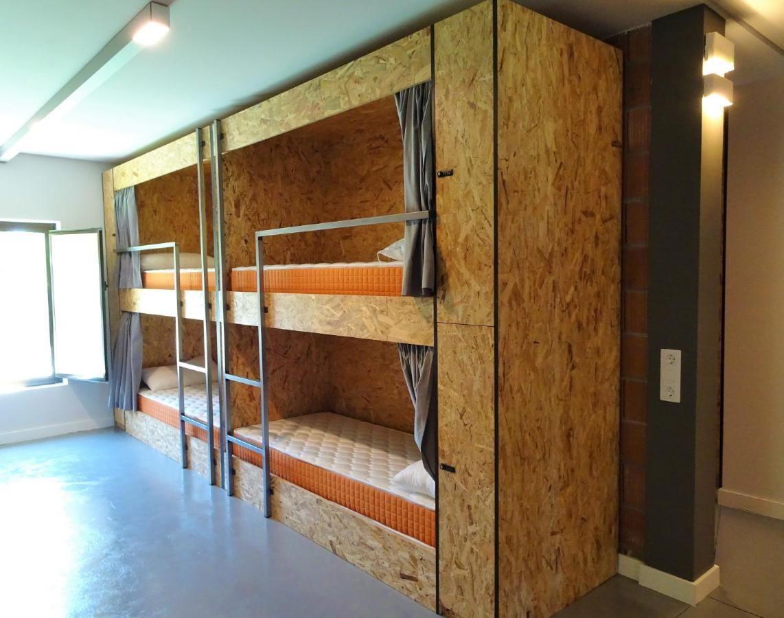 Albergue Santiago 15 Monforte Monforte De Lemos Dış mekan fotoğraf