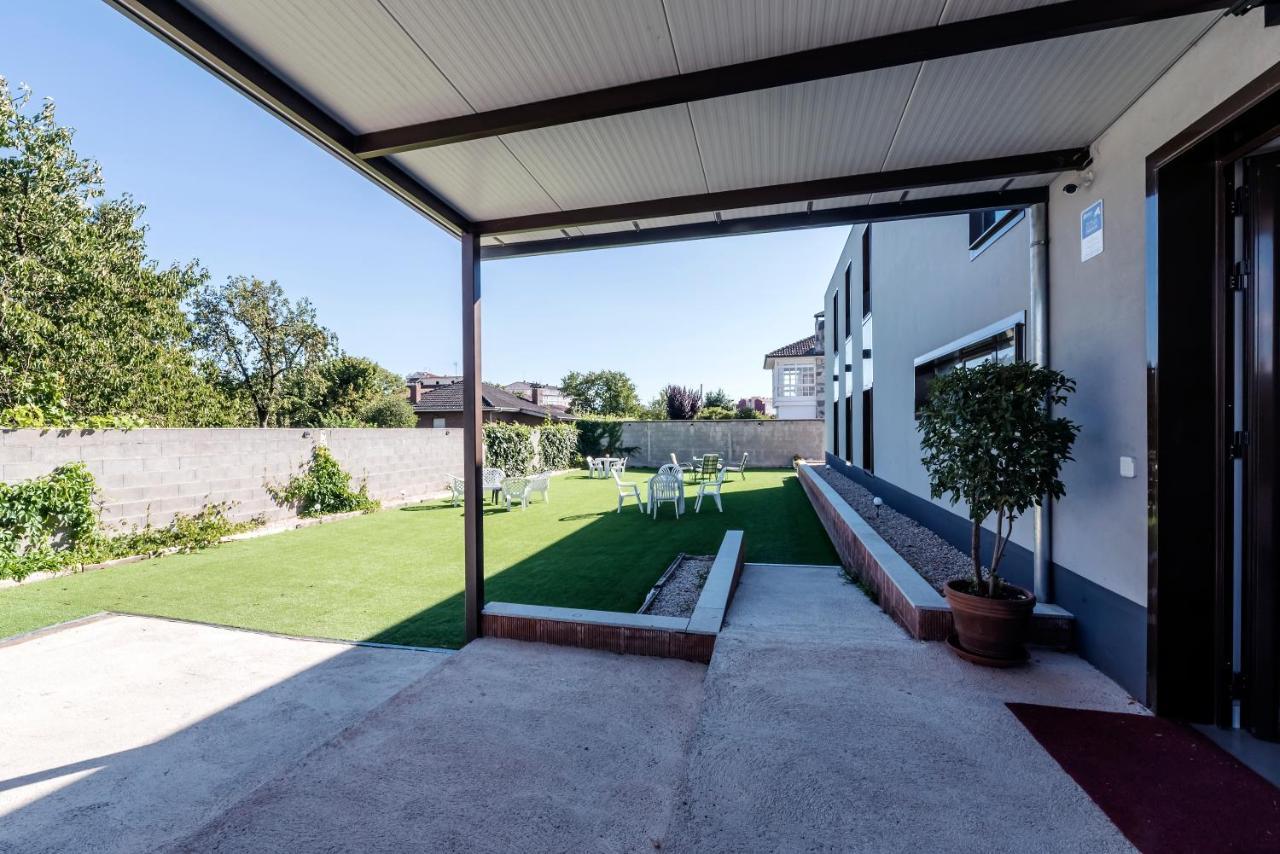 Albergue Santiago 15 Monforte Monforte De Lemos Dış mekan fotoğraf