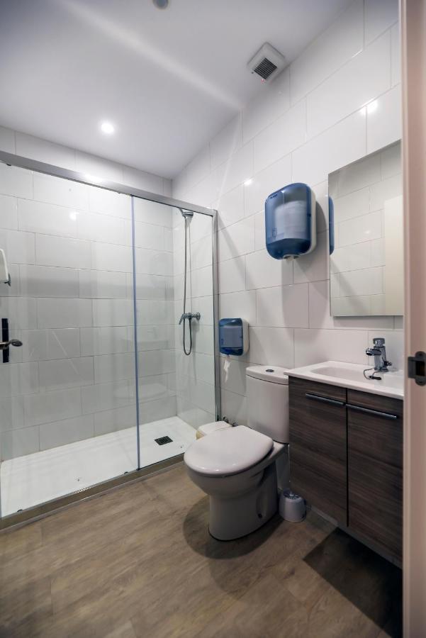 Albergue Santiago 15 Monforte Monforte De Lemos Dış mekan fotoğraf