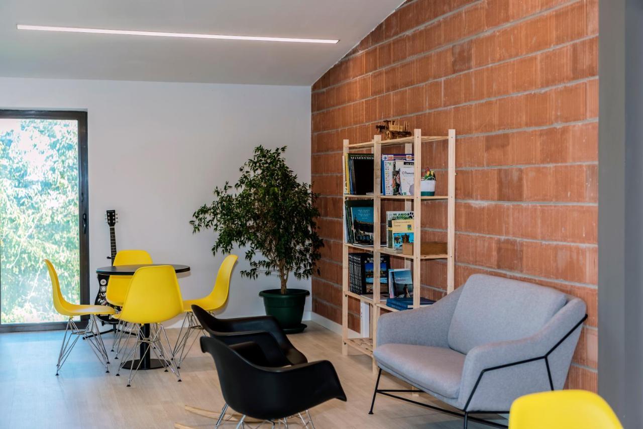 Albergue Santiago 15 Monforte Monforte De Lemos Dış mekan fotoğraf