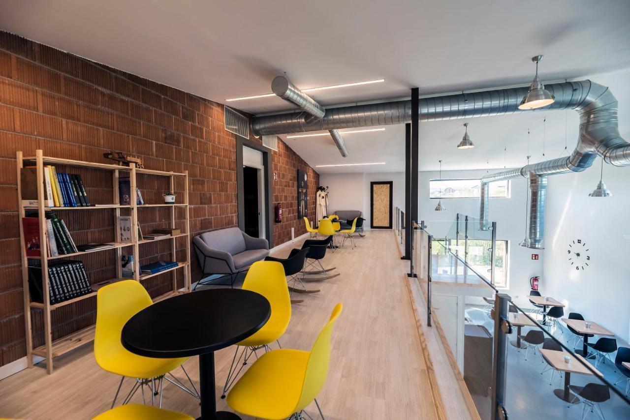 Albergue Santiago 15 Monforte Monforte De Lemos Dış mekan fotoğraf