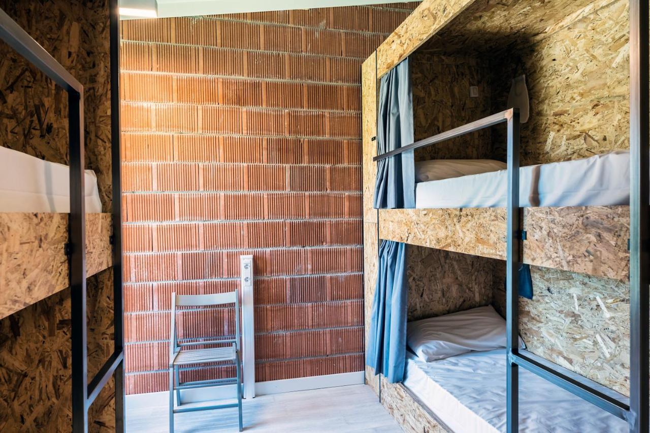Albergue Santiago 15 Monforte Monforte De Lemos Dış mekan fotoğraf